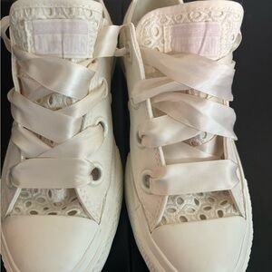 Converse bridal wedding  White satin Ribbon platform sneakers